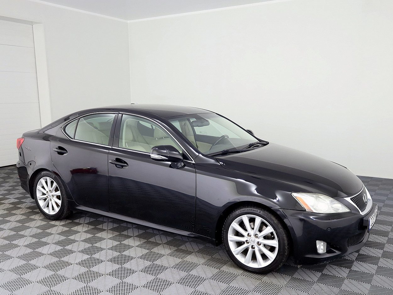 Lexus IS 250 Luxury Facelift ATM 2.5 153kW