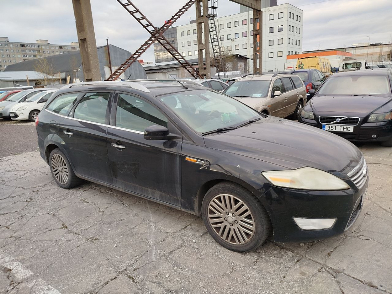 Ford Mondeo Ghia Luxury 2.0 TDCi 103kW