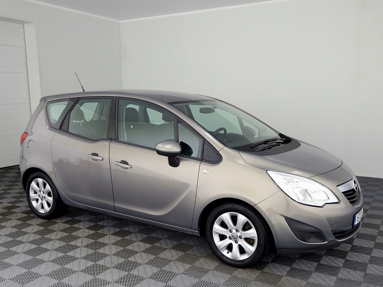 Opel Meriva Elegance 1.4 88kW