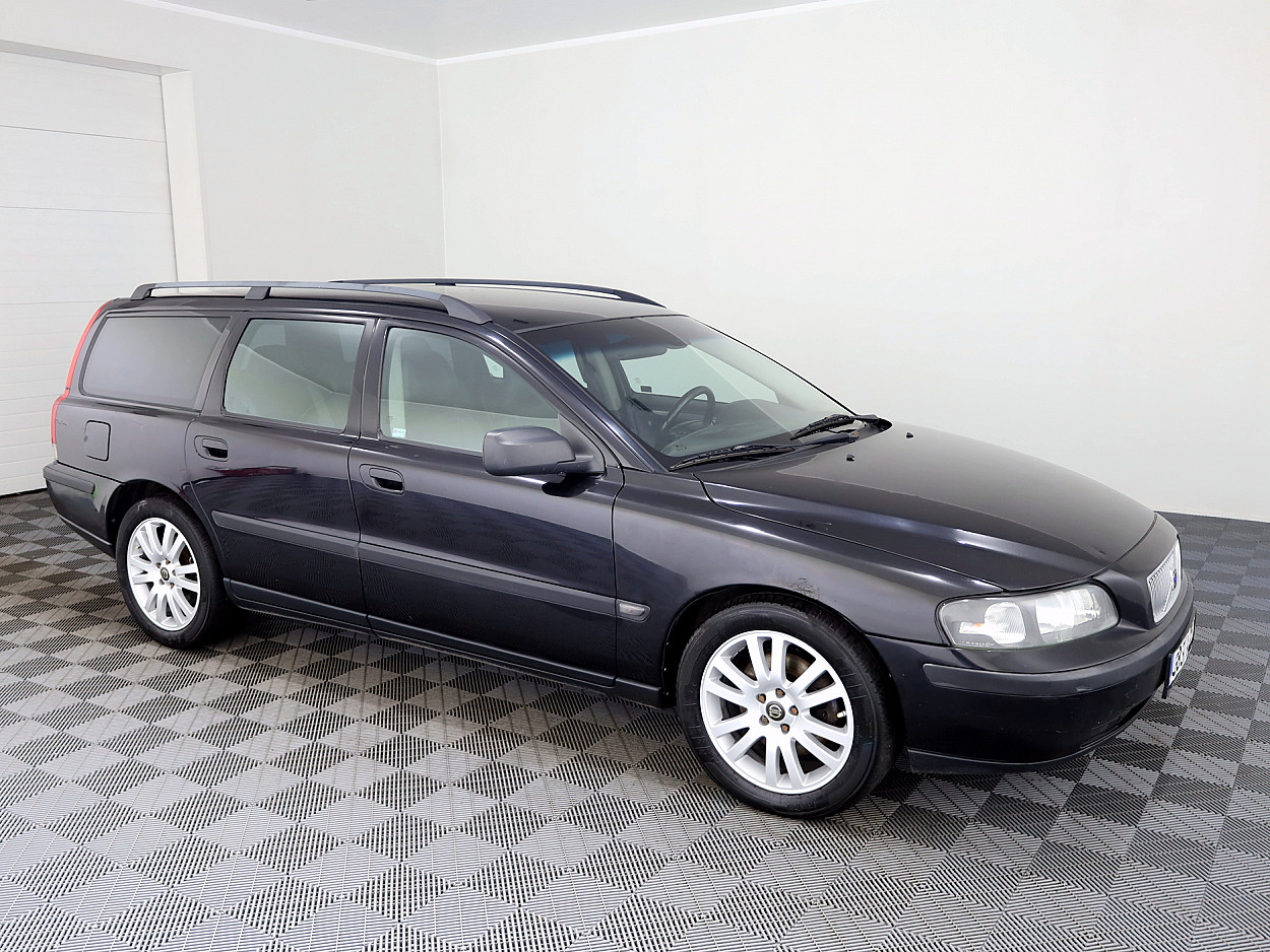 Volvo V70 Summum ATM 2.4 D5 120kW