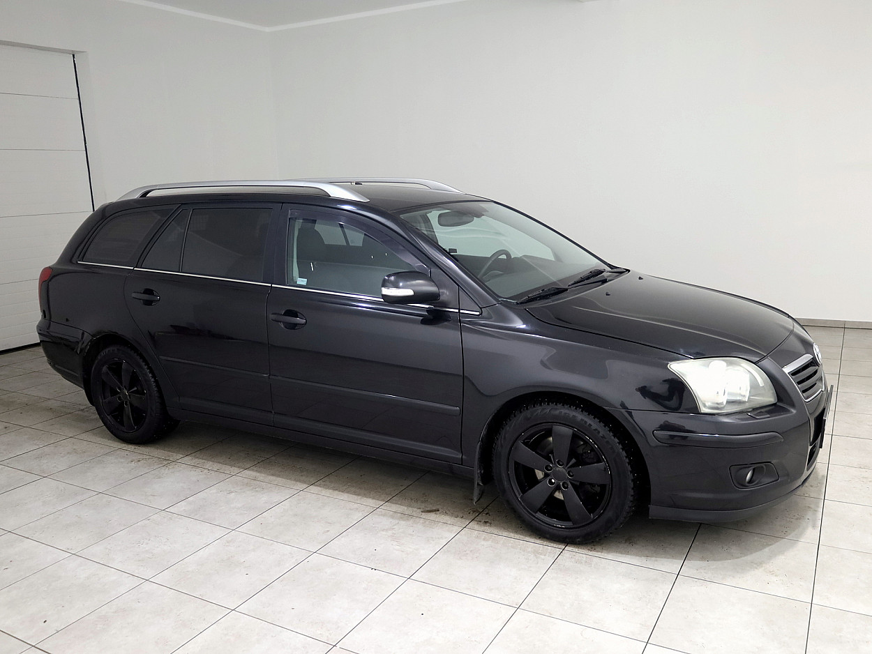 Toyota Avensis Linea Sol Facelift ATM 2.0 108kW