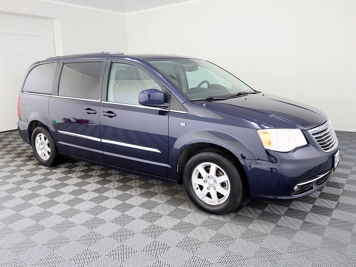 Chrysler Town &amp; Country Luxury Facelift 3.6 208kW