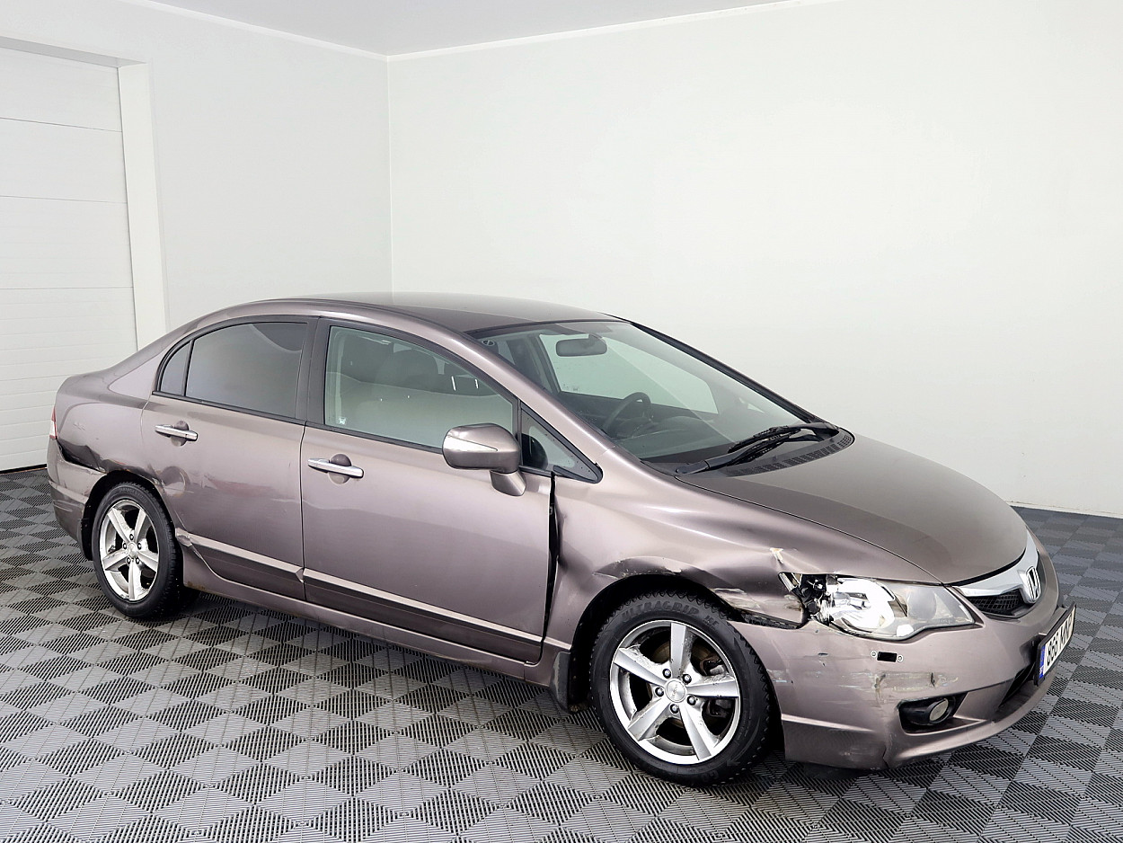 Honda Civic Elegance Facelift LPG ATM 1.8 103kW