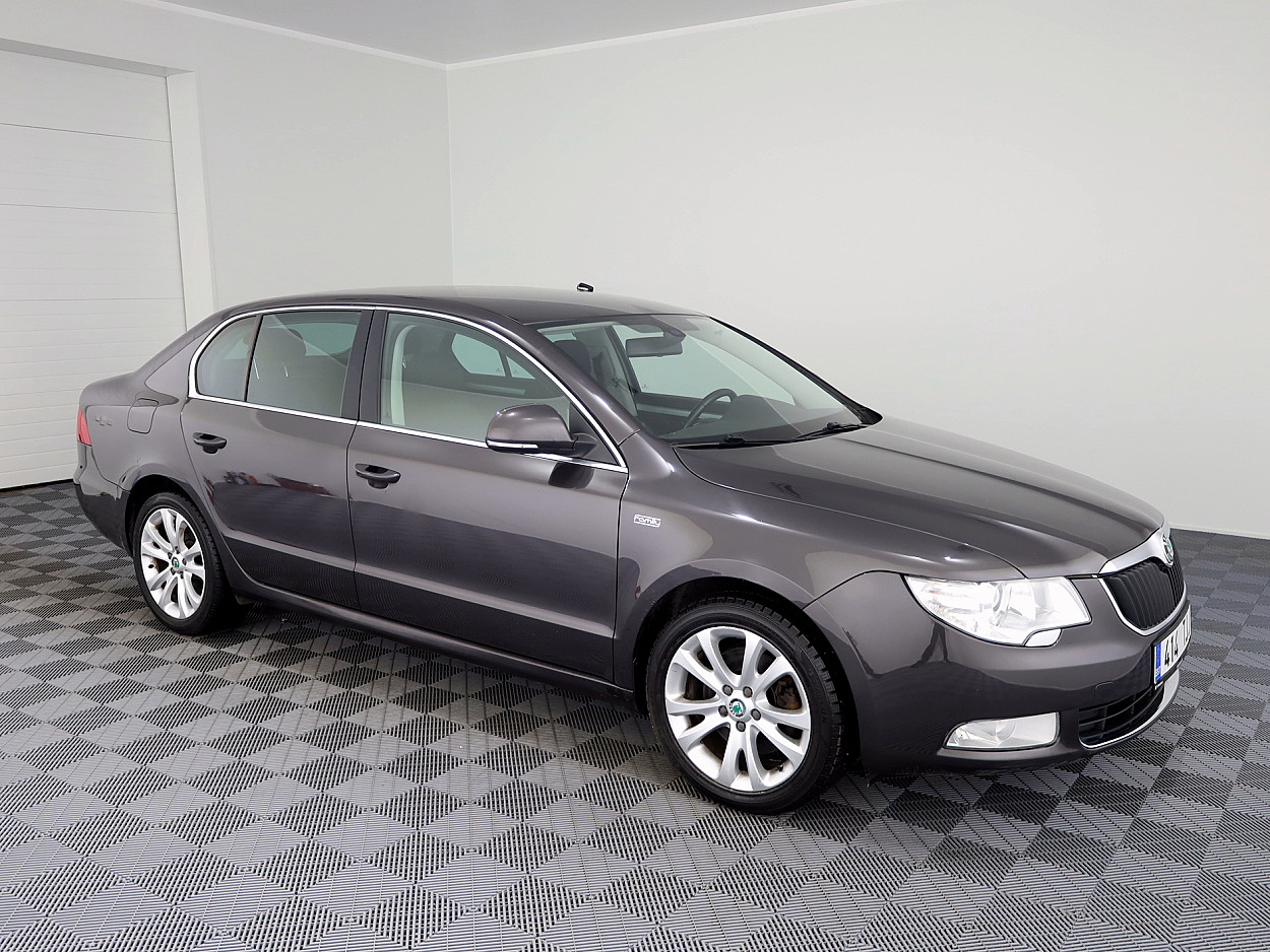 Skoda Superb Family ATM 1.8 118kW