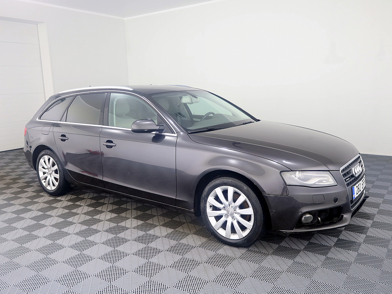 Audi A4 Quattro Comfortline 2.0 TDI 105kW