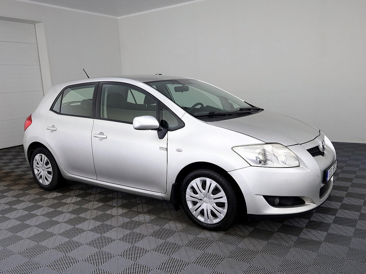 Toyota Auris Linea Sol 1.6 91kW