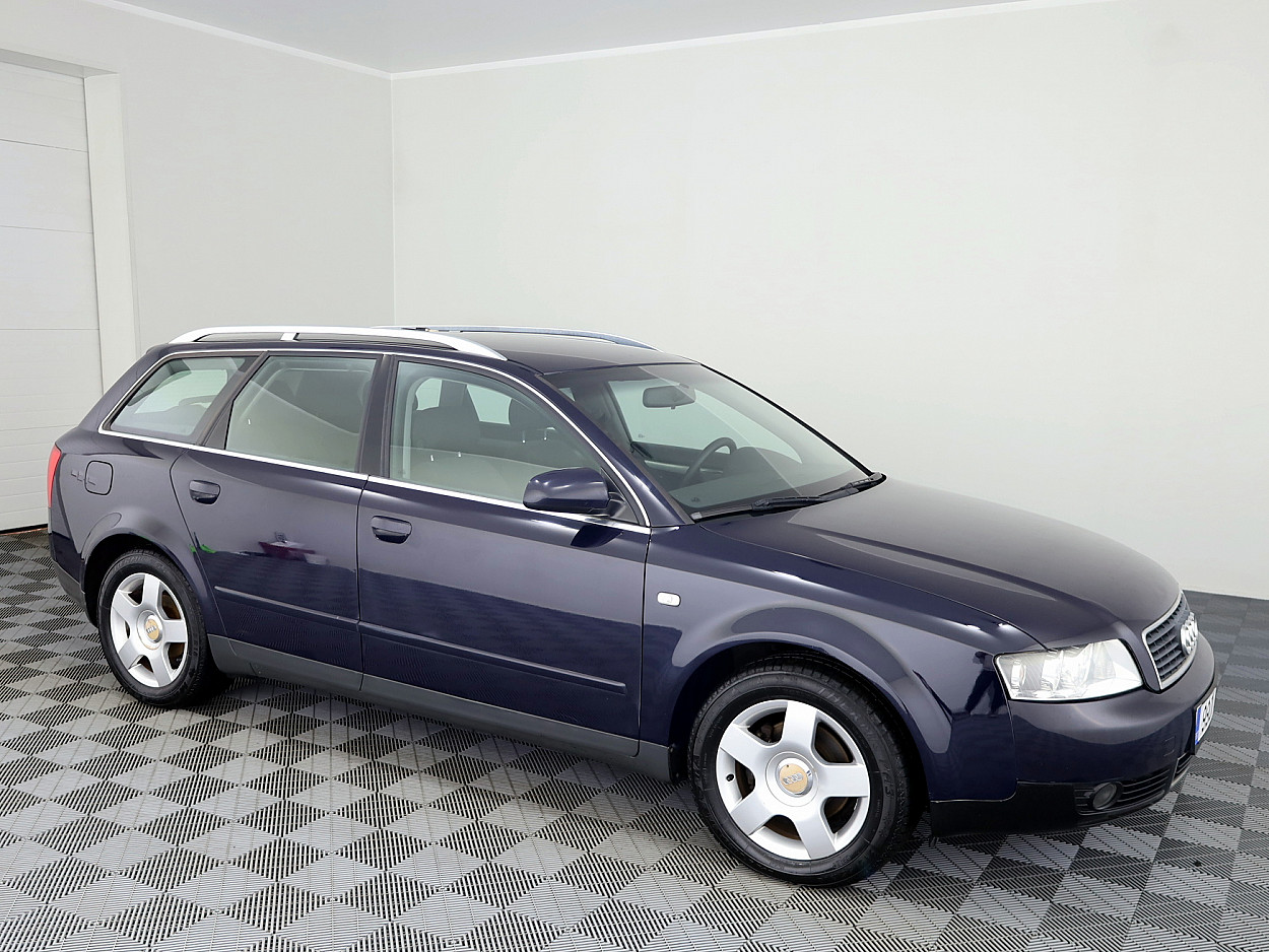 Audi A4 Comfortline 2.0 96kW
