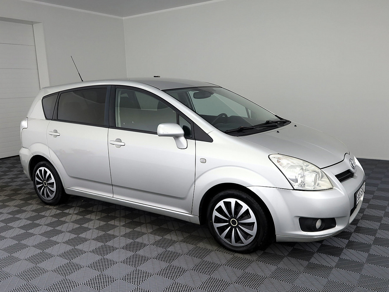 Toyota Corolla Verso Linea Sol Facelift 2.2 D-4D 100kW