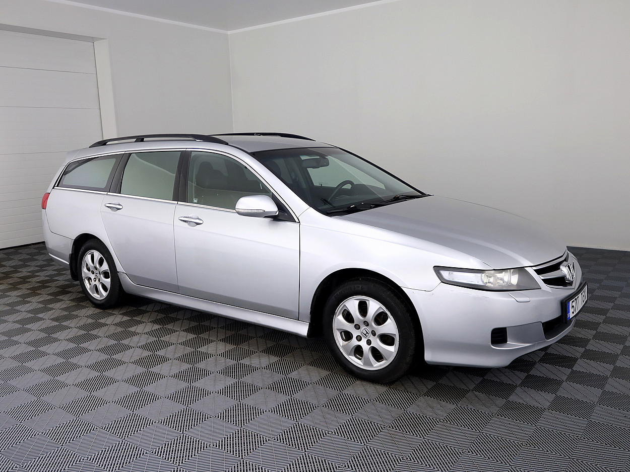 Honda Accord Luxury ATM 2.0 114kW