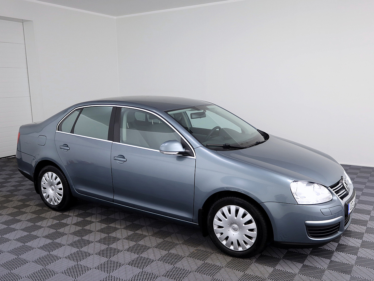 Volkswagen Jetta Comfortline 2.0 TDI 103kW