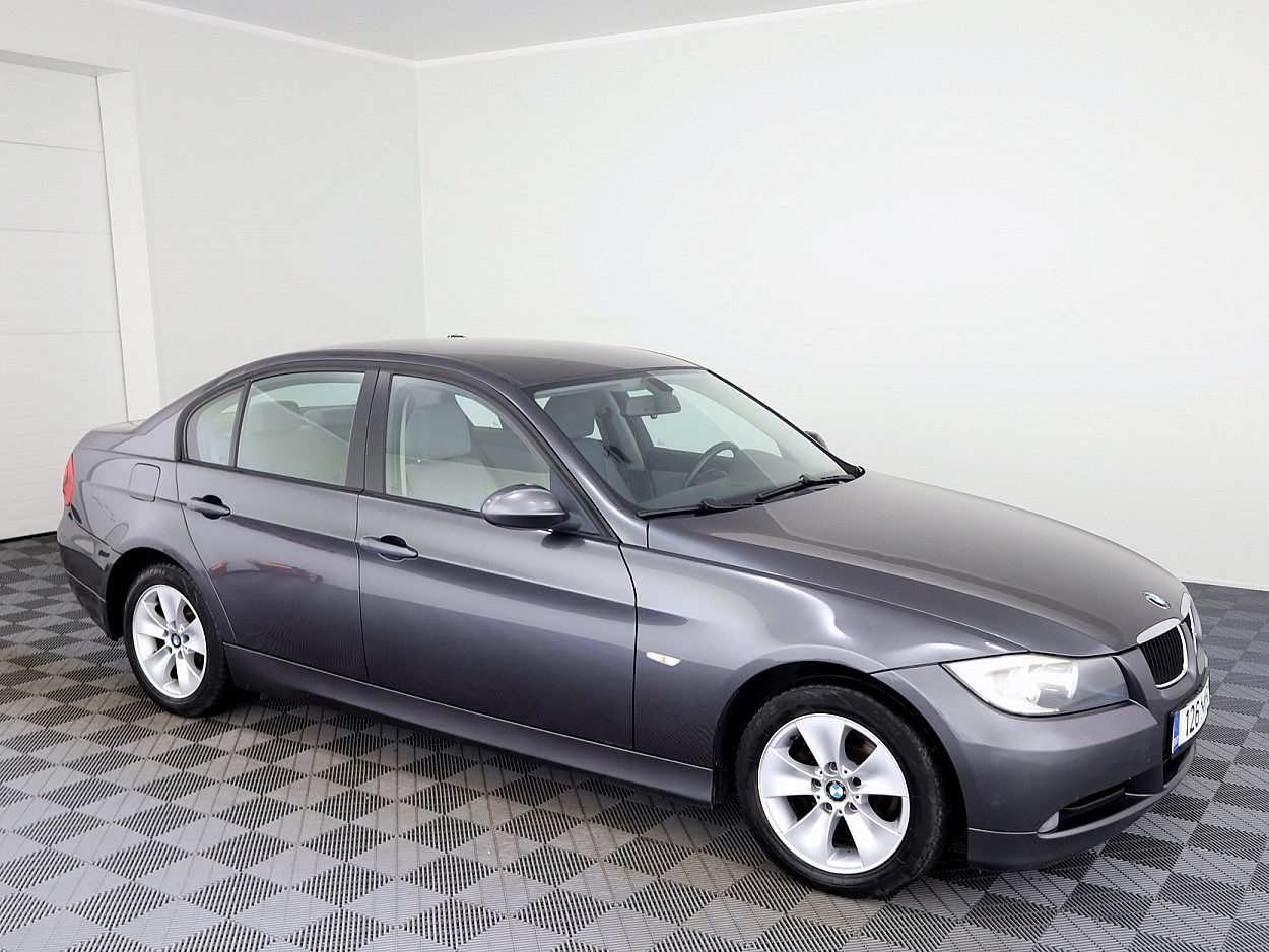 BMW 318 Executive ATM 2.0 95kW