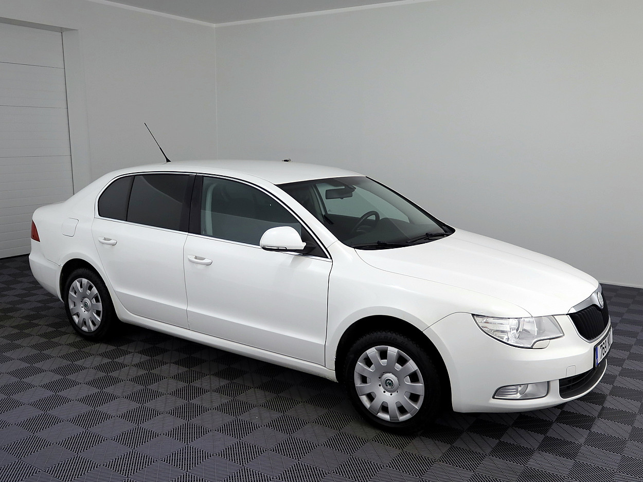 Skoda Superb Comfortline 1.8 118kW