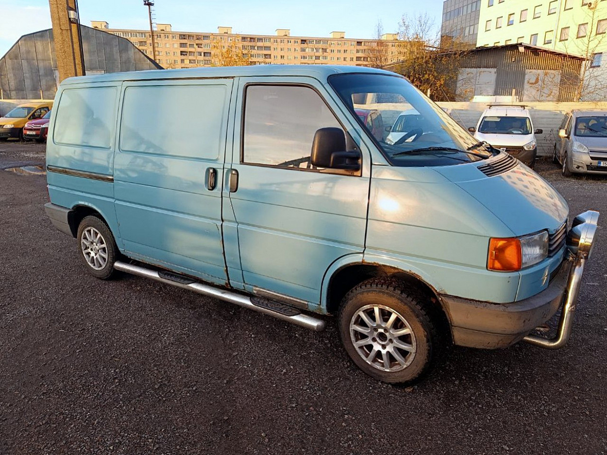 Volkswagen Transporter Kasten 2.4 TDI 57kW
