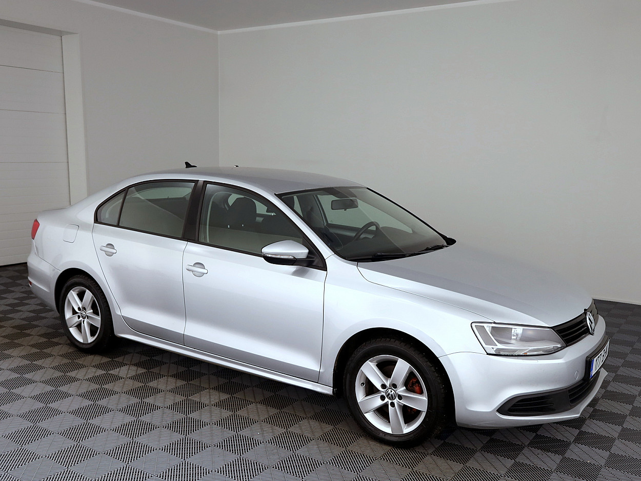 Volkswagen Jetta Comfortline 1.4 90kW
