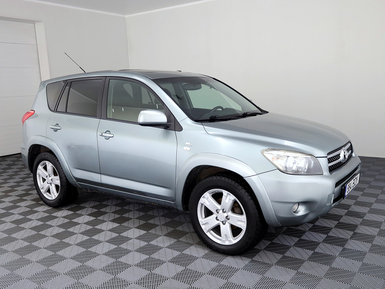 Toyota RAV4 Luxury 2.2 D-CAT 130kW