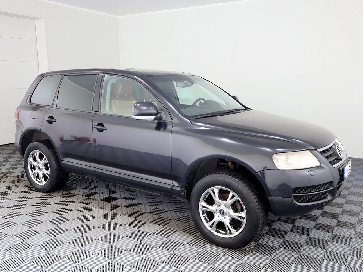 Volkswagen Touareg Highline ATM 2.5 TDI 128kW