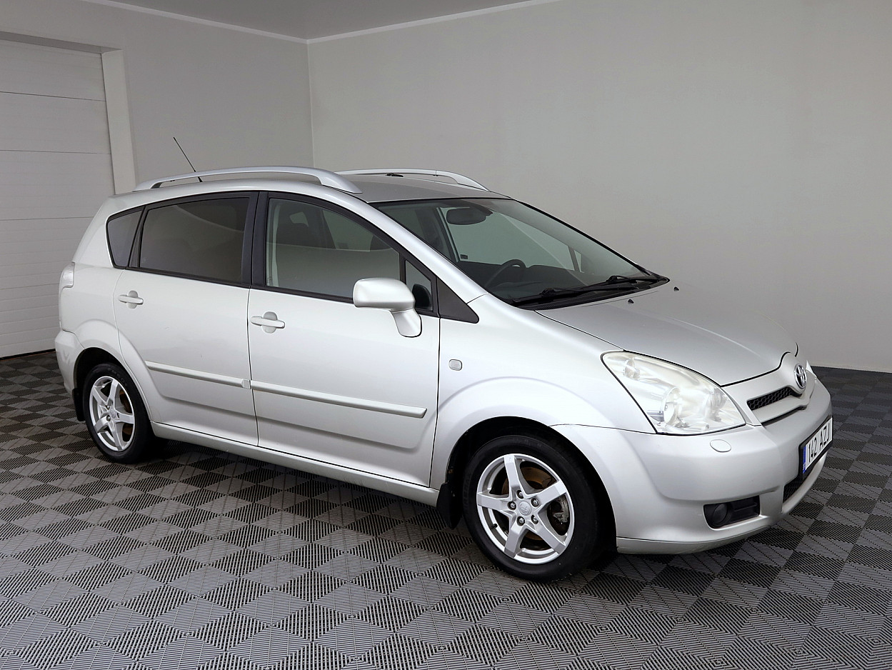 Toyota Corolla Verso Linea Sol 1.8 95kW