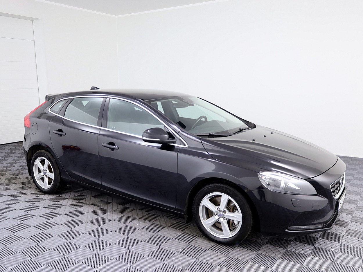 Volvo V40 Summum ATM 2.0 D3 110kW