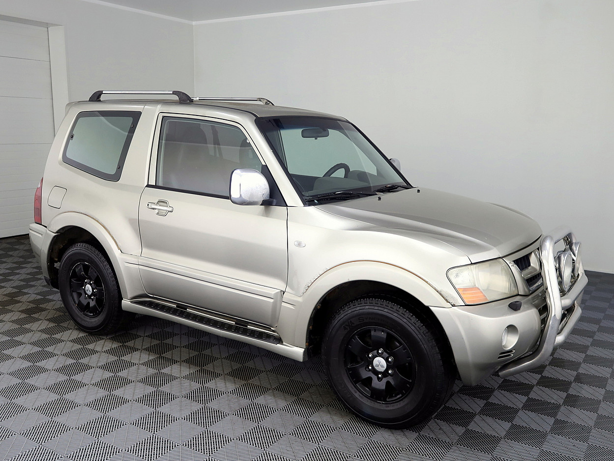 Mitsubishi Pajero Luxury ATM 3.2 DI-D 118kW