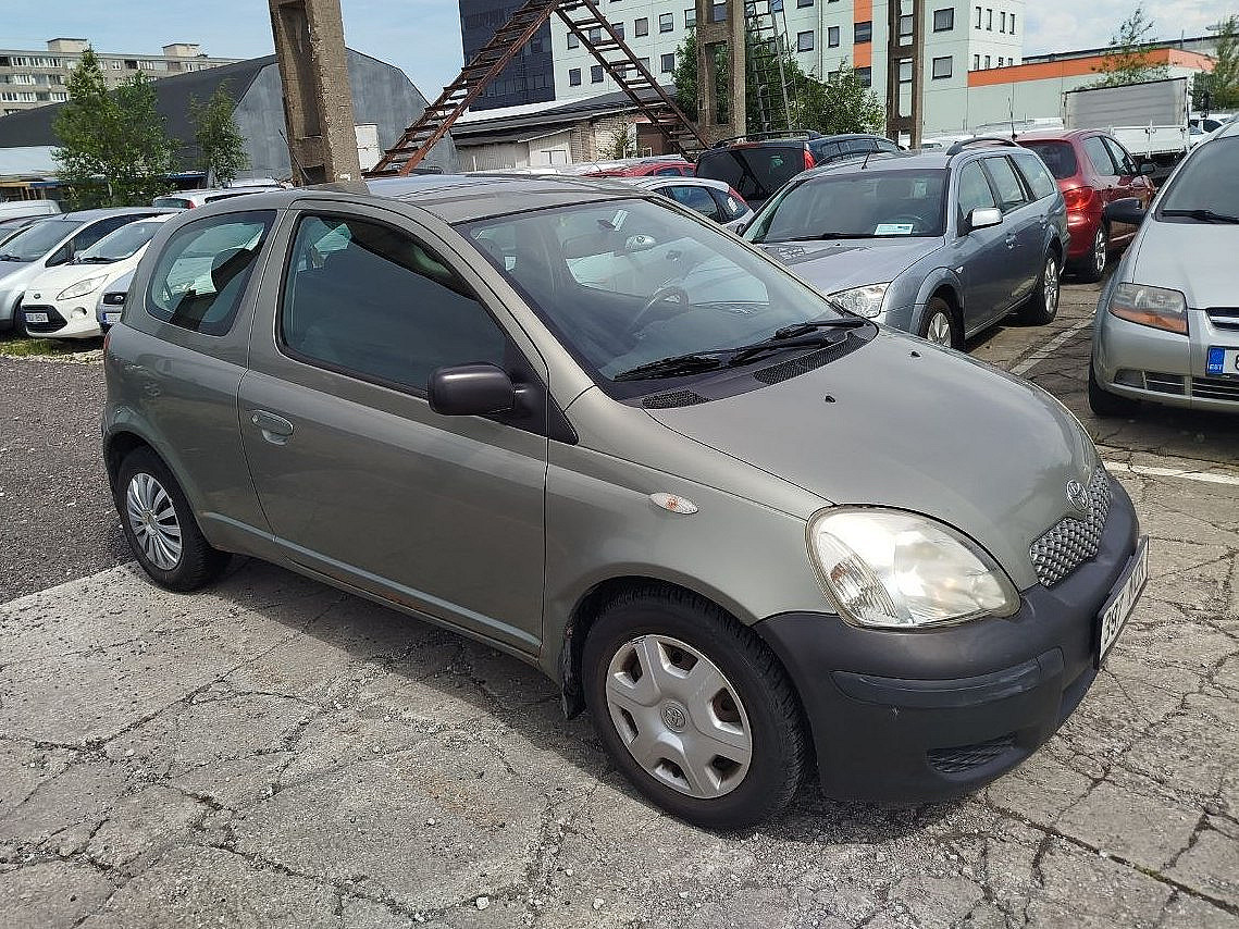 Toyota Yaris Facelift 1.3 64kW