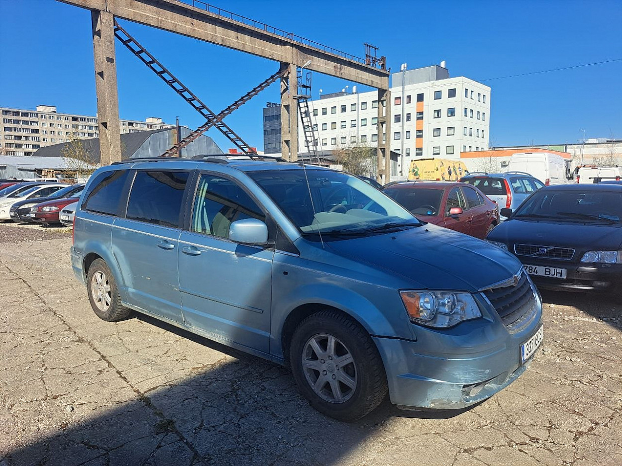 Chrysler Grand Voyager Luxury LPG ATM 3.8 142kW