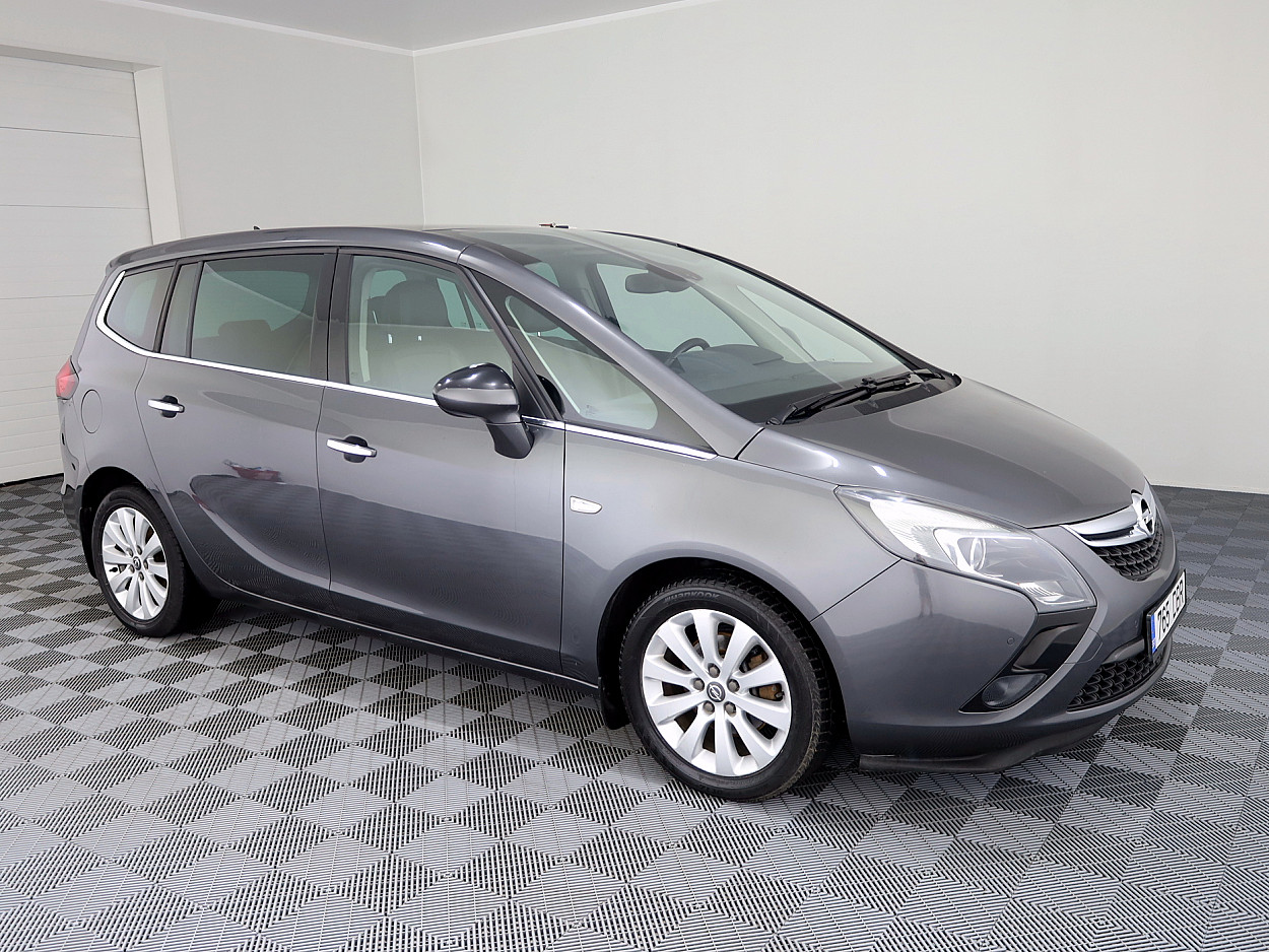 Opel Zafira Cosmo 1.6 110kW
