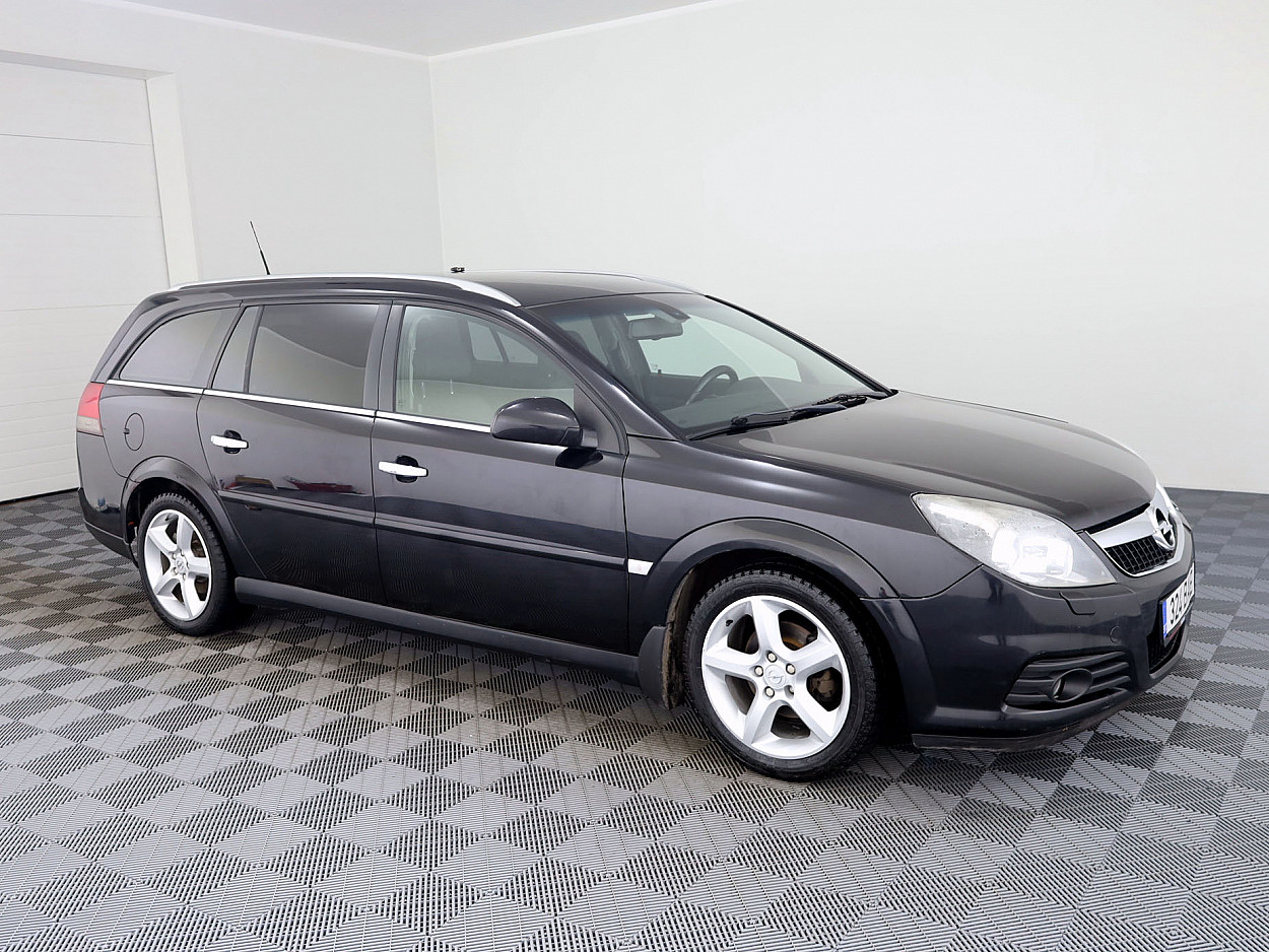 Opel Vectra Luxury Facelift 2.2 114kW