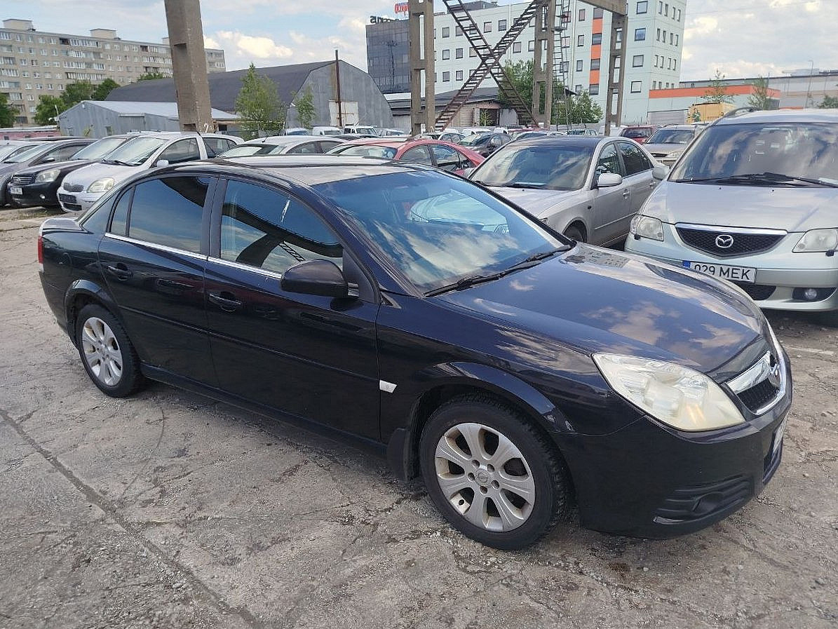 Opel Vectra Cosmo Facelift 1.9 CDTi 88kW