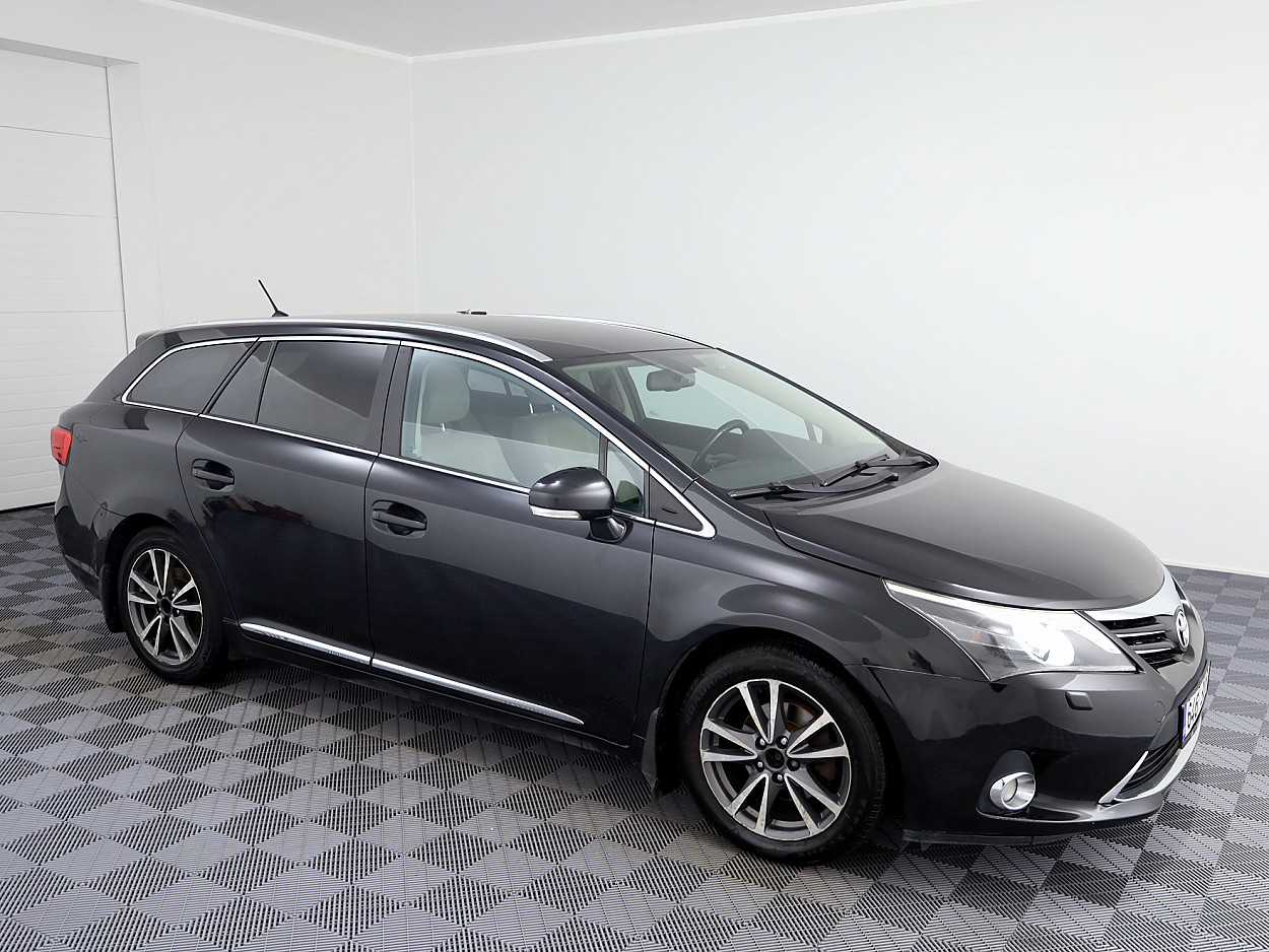 Toyota Avensis Luxury Facelift LPG ATM 2.0 112kW