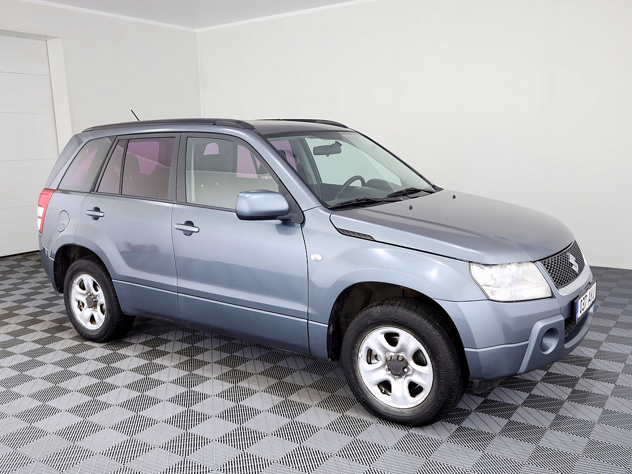 Suzuki Grand Vitara Comfort 4x4 2.0 103kW